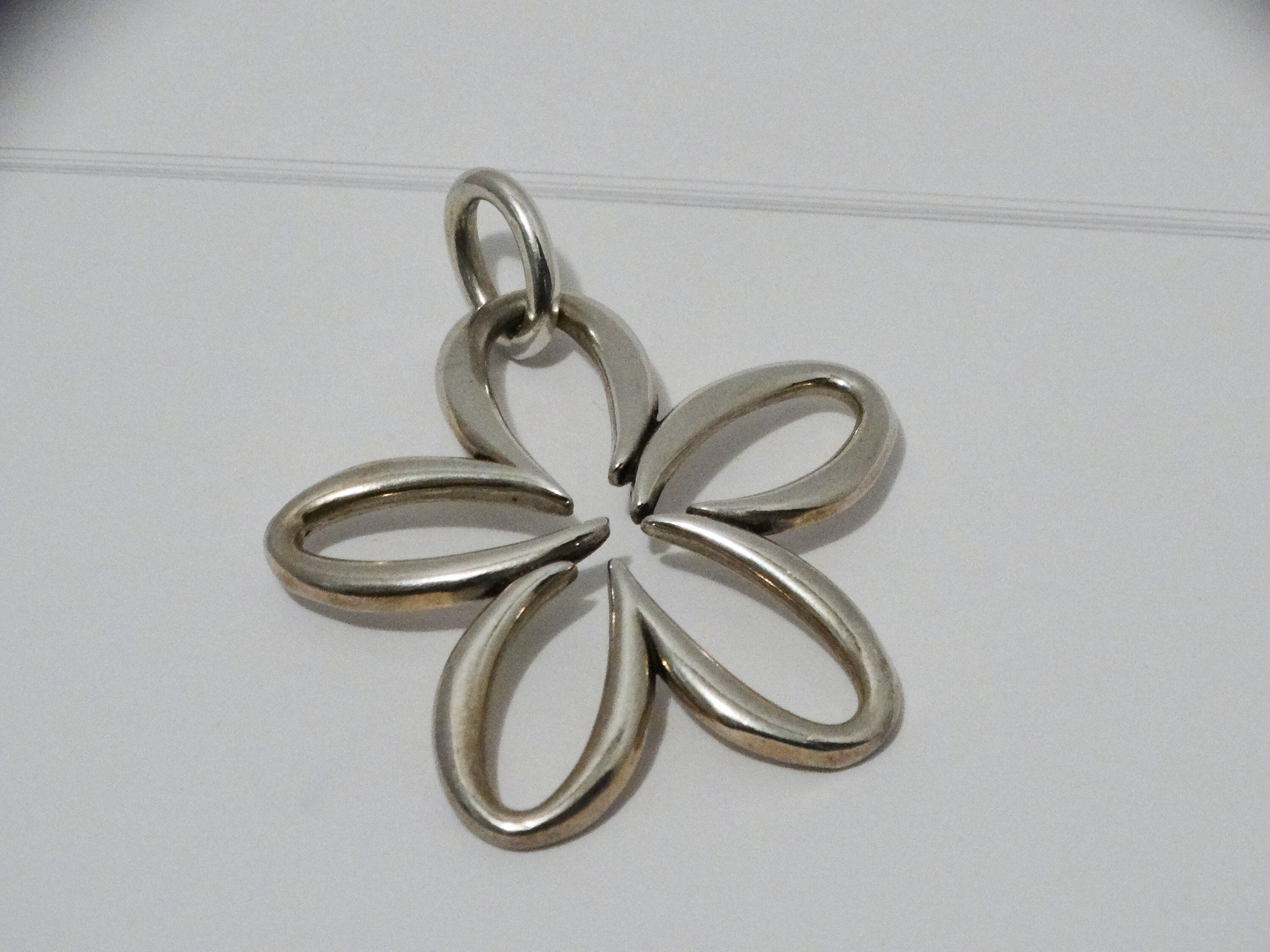 James avery flower pendant sale