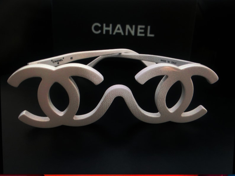 Authentic CHANEL White Runway SAMPLE Sunglasses 1994 Collectors. image 8