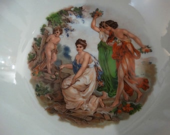 1960s Kahla Fine Porcelain Madonna Design Serving Bowl Made in Germany 9.5 "Dia x 2.90" Deep.