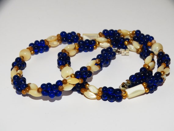 Mother Of Pearl Cobalt Blue Plastic Or Lucite Bea… - image 3