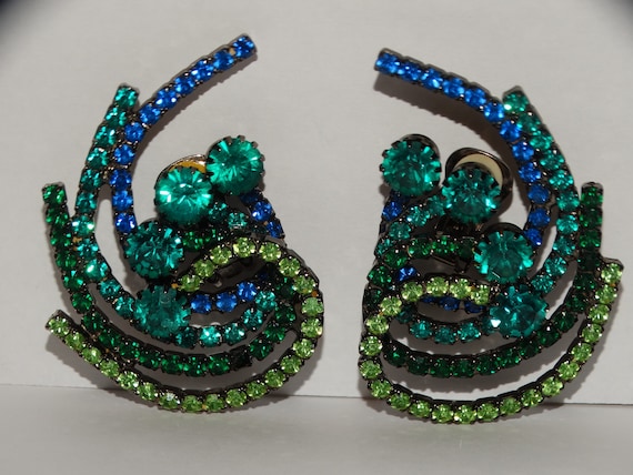 Vintage Huge Clip-On Rhinestone Earrings. - image 2