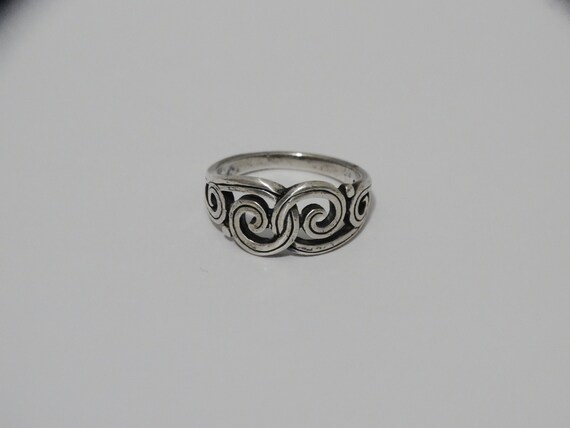 James Avery Sterling Silver Swirl Ring. - image 10