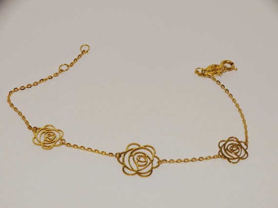 750k or 18k Gold cut-out Rose Design Bracelet. - image 3