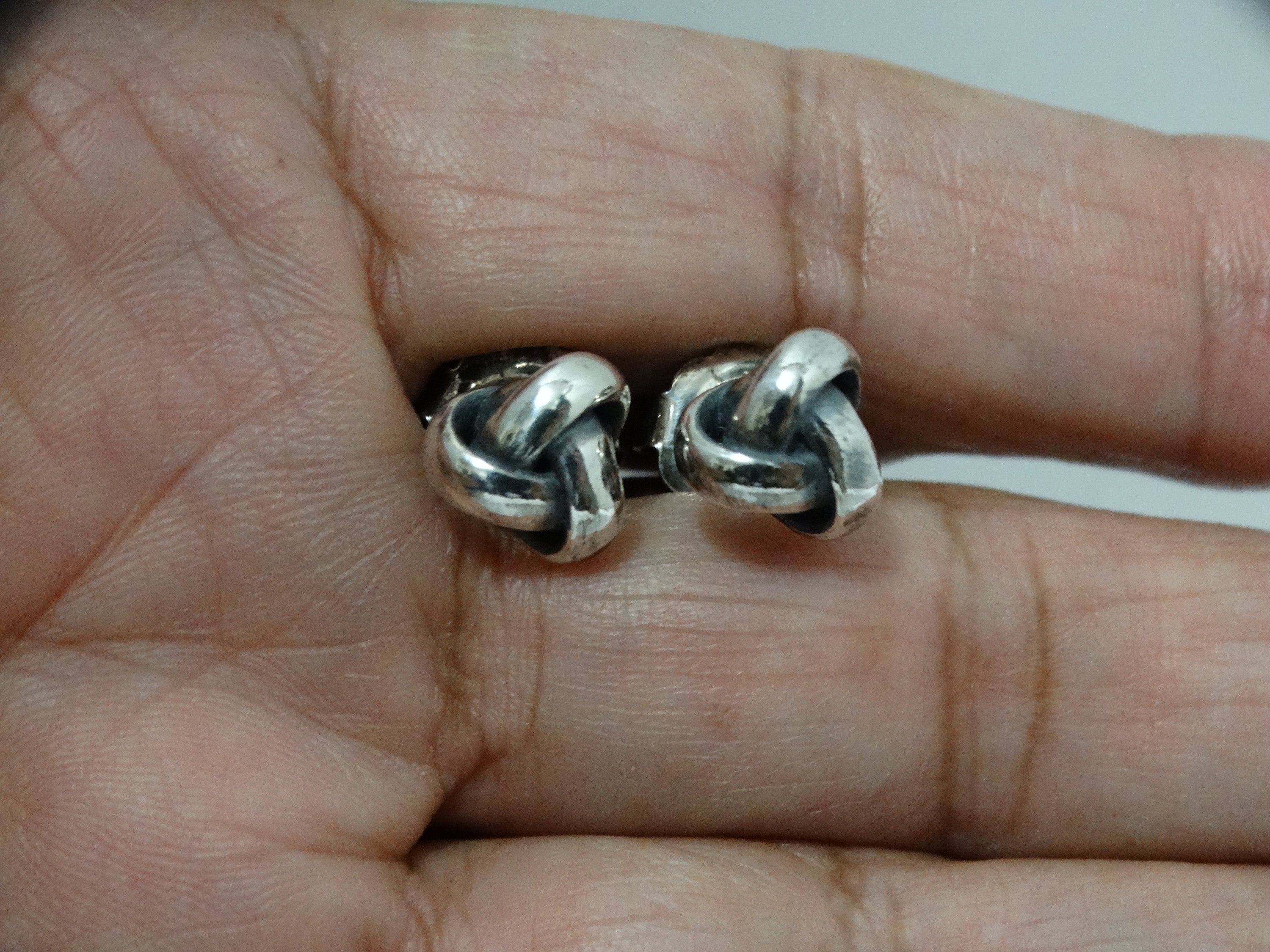 James avery studs deals