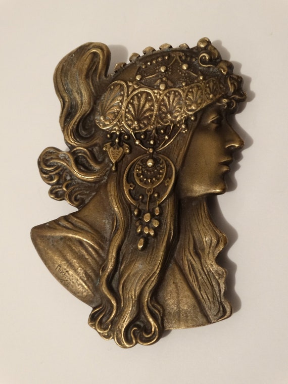 Large 222g Heavy Lady Brass Belt Buckle. - image 2