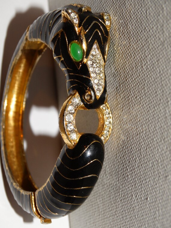 RARE Ciner Zebra Bangle Bracelet With Bright Green Cabochon