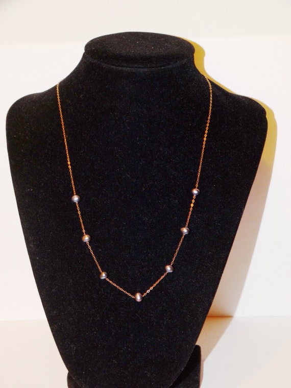 14k Yellow Gold Black Fresh Water Pearl 17" Stati… - image 2