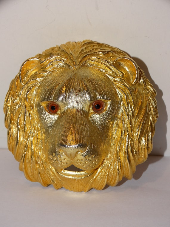 Lion Head Belt Buckle Gold Tone Brown Glass Eyes.