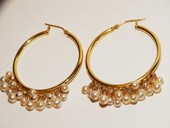 14k Yellow Gold Pearl Hoop Earrings.