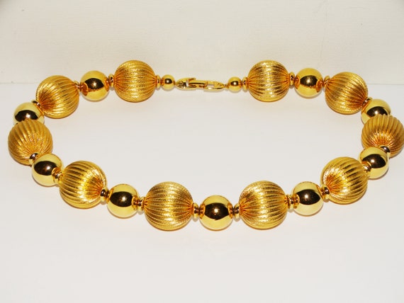 Napier Gold Tone Necklace. - image 10