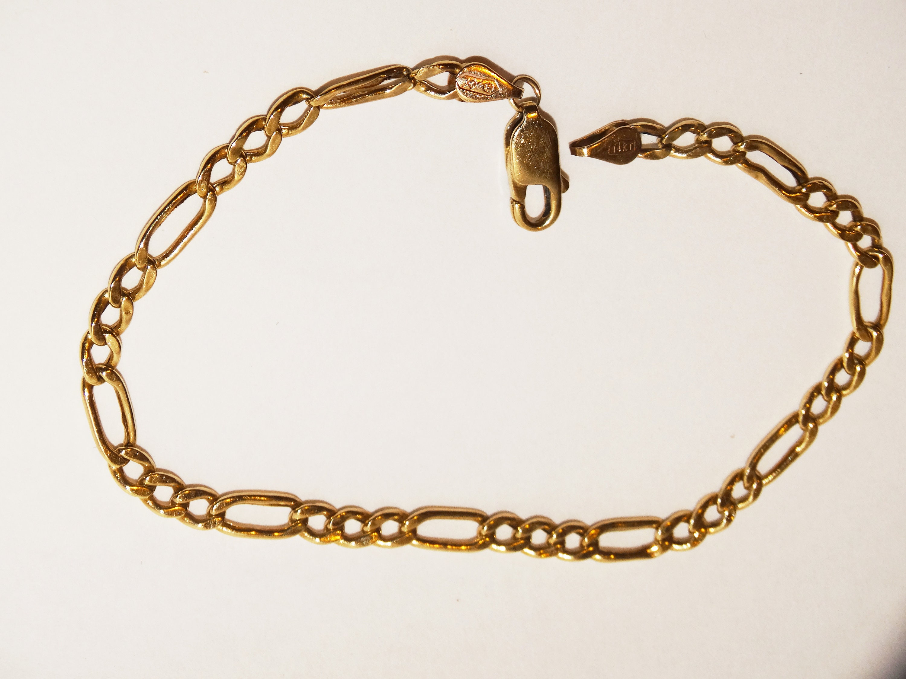 RARE Design 14k Yellow Gold Stamped Bracelet. Etsy UK