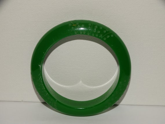Lucite Plastic Green Translucent  Color 8.5" Bang… - image 6