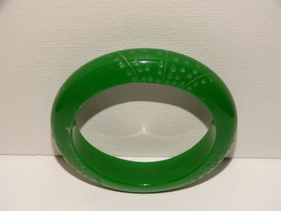 Lucite Plastic Green Translucent  Color 8.5" Bang… - image 8