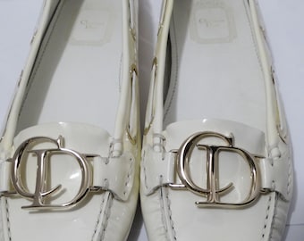 Christian Dior Off-White Silver Tone Logo Size 38 1/2 Woman Leather Flat Shoes.