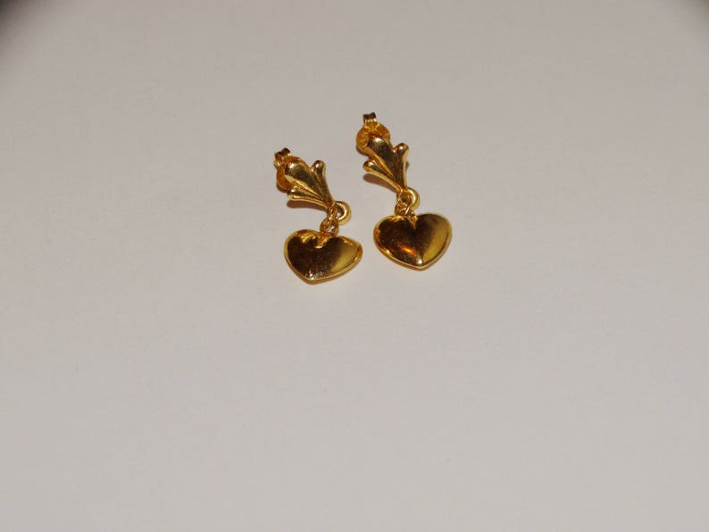 14k Yellow Gold Dangling Heart Earrings image 2