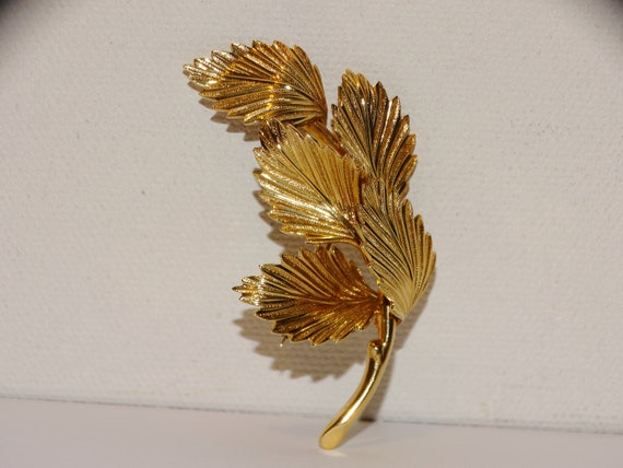 14k YG Grosse Signed Made in Germany Brooch. - image 6