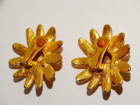 Vintage Gold Tone Custom Large Flower Earrings. - image 3