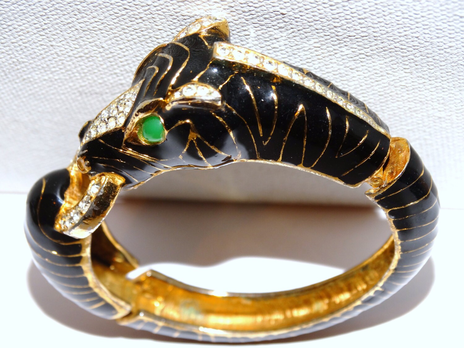 RARE Ciner Zebra Bangle Bracelet With Bright Green Cabochon