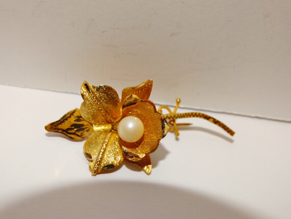 18k Gold Genuine White Pearl Brooch. - image 2