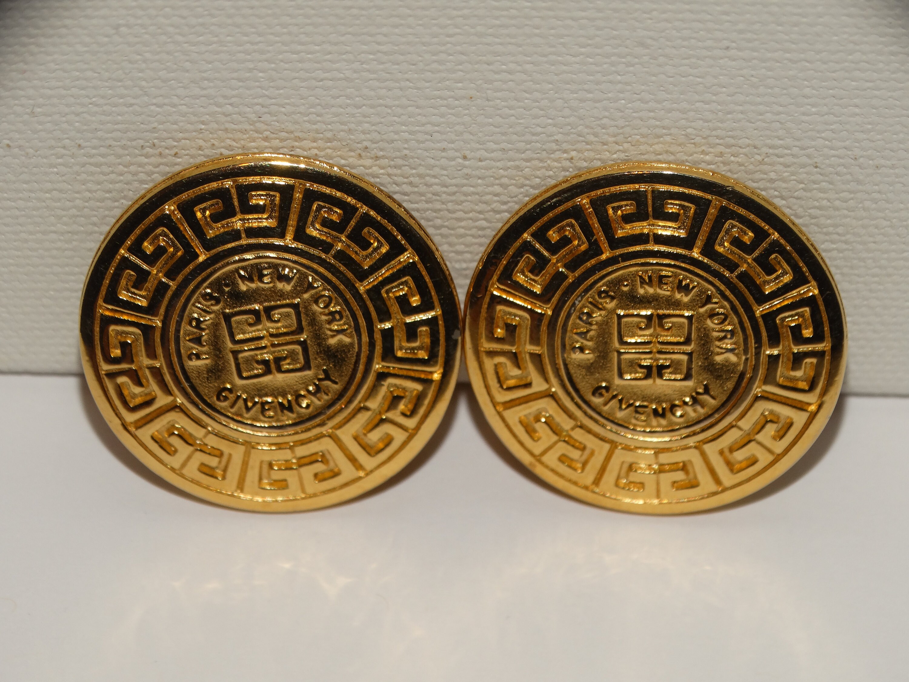 Givenchy Paris New York 18k Gold P. B. Designer Signed