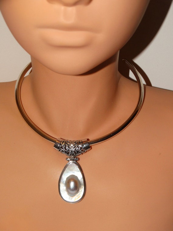 Sterling Silver RARE Mabe Blister Pearl Necklace.