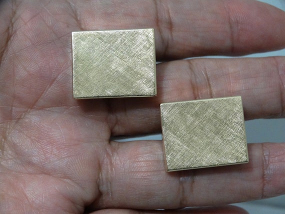 14k Gold Textured Design 14.6g Man Cufflinks. - image 6