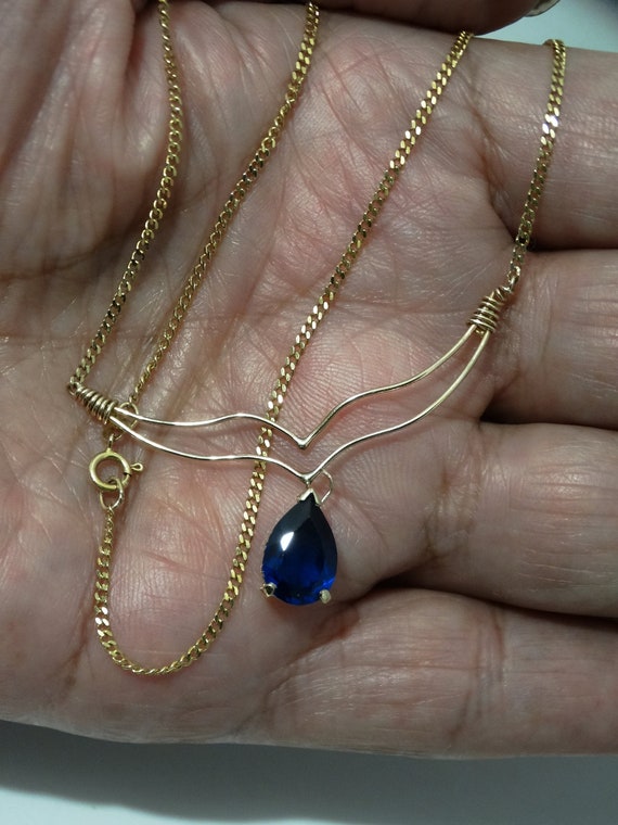 14k YG Pear Shaped Blue Sapphire Choker Necklace.