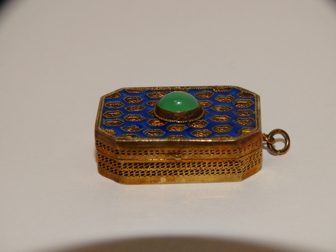 Antique Chinese Silver Enamel Mosaic Jade Pendant – Hand-Carved Natural Jade Jewelry