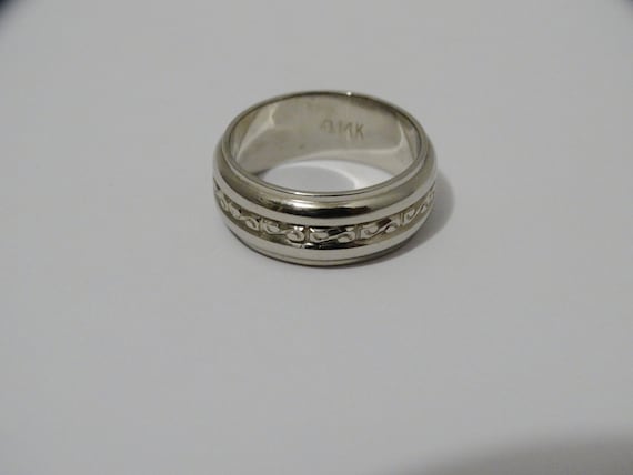 14k Solid White Gold Scroll Wedding Band Size 7-3… - image 4