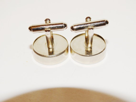 Man's Love me" "Love me not" cufflinks made from … - image 4