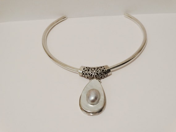 Sterling Silver RARE Mabe Blister Pearl Necklace. - image 3