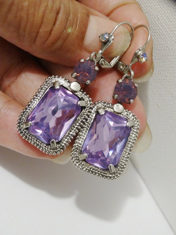 Sorrelli Designer Signed Lavender Dangling Earring