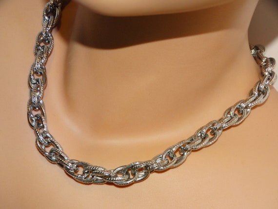 Sterling Silver 10mm Wide Chain Necklace. - image 4