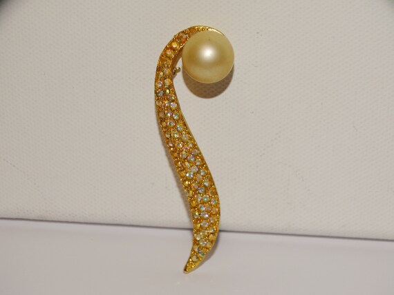 Gold Tone Yellow Rhinestone & Faux Pearl Brooch, - image 1