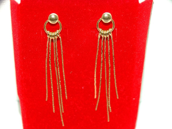 750k Gold Tassel Stud Earrings.