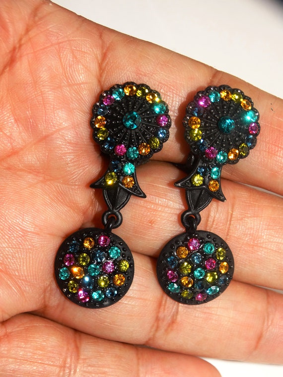 Black Gun metal Rhinestone Earrings.