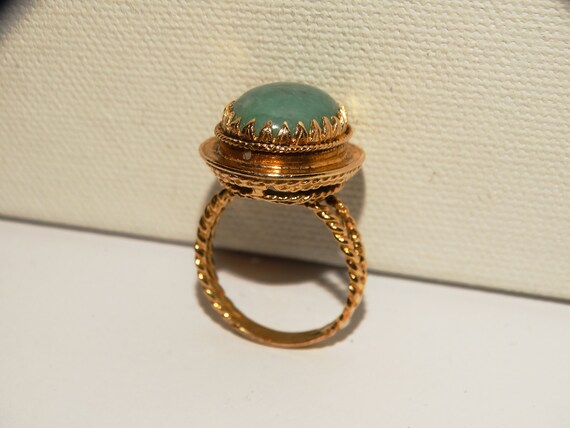 14k Jade Ring Size 8 Designer Signed. - image 6