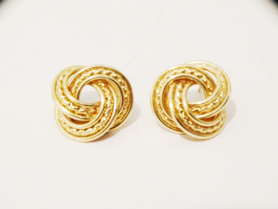 6 grams gold earrings deals