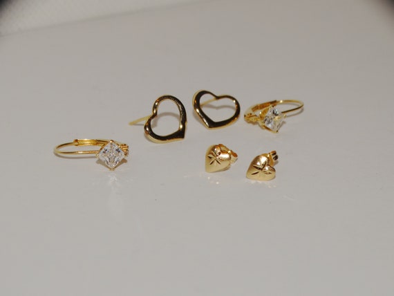 14k Yellow Gold Stamped Three Pairs Of Small Earr… - image 4