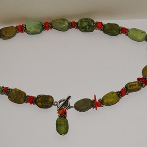 RARE Green Blue Turquoise And Coral 18&quot; Necklace.