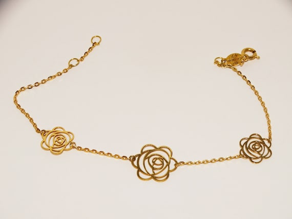 750k or 18k Gold cut-out Rose Design Bracelet. - image 2