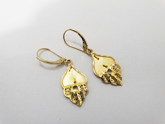 14k Gold Dangle Leaf Earrings. - image 3