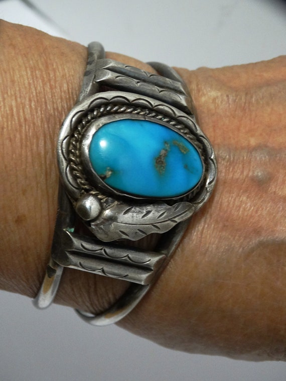 Vintage NAVAJO Sterling Silver TURQUOISE Cuff BRACELET 49.5g