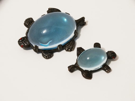 Silver Tone jelly belly Blue Lucite / Plastic Two… - image 3