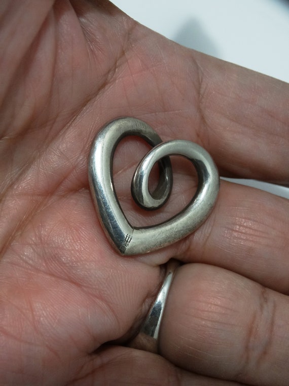 James Avery Solid Sterling Silver Heart Pendant. - image 7