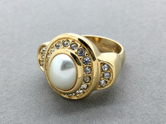 christian dior pearl ring