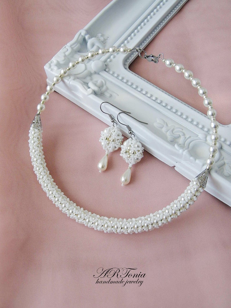 wedding accessories bridal jewelry beadwoven pearl collar and earrings White and gold pearl jewelry set romantic gift for her choker