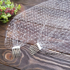 Bridal birdcage veil bandeau, Wedding blusher veil, Ivory face mini Veil 9 inch veil, Simple vizor veil on combs