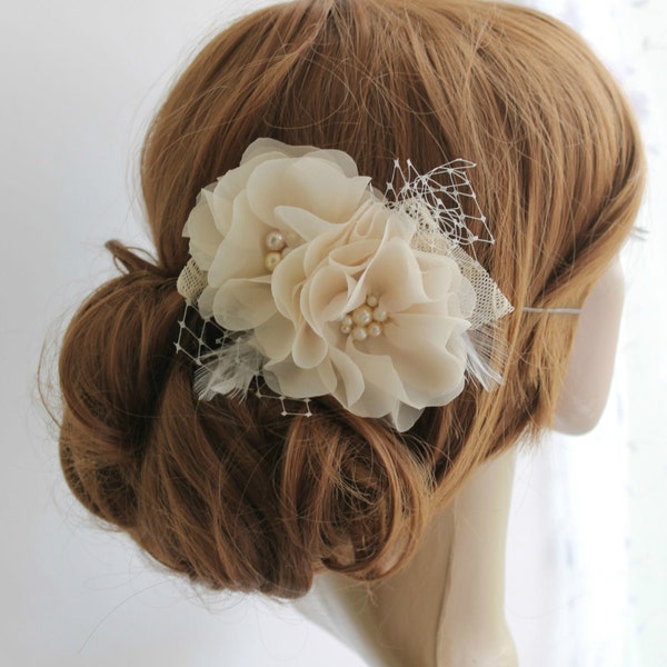Bridal flower hairpiece, Champagne flower fascinator hair, Bridal hair flowers clip Ivory, Bridesmaids flower girls hair accessories