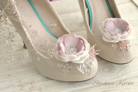 pale pink wedding shoes